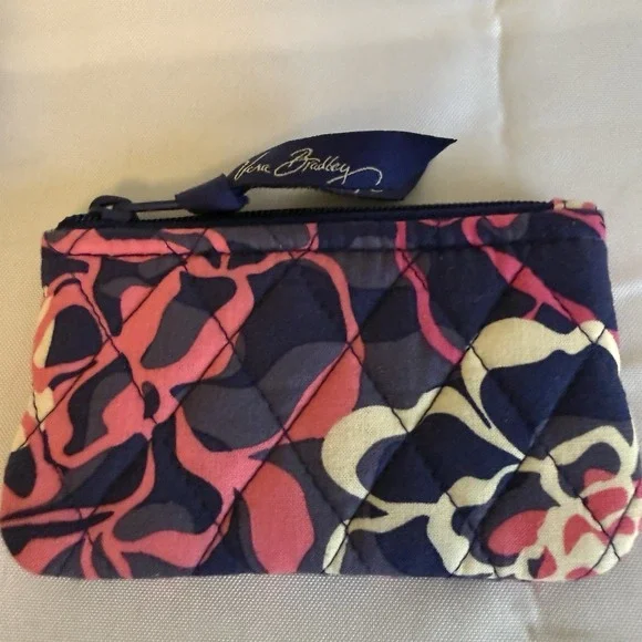 Vera Bradley Quilted Zippered Coin Purse Wallet Pouch Katalina Purple Pink - Picture 2 of 9